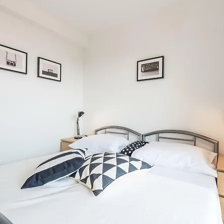 Julija Apartment Dramalj